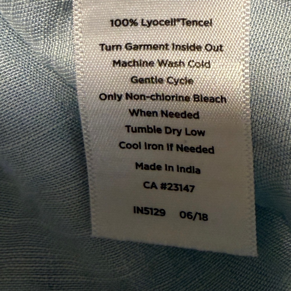 Talbots Woman Light Blue Tencel Chambray Button Front Shirt Size X 14W/16W - Picture 6 of 6